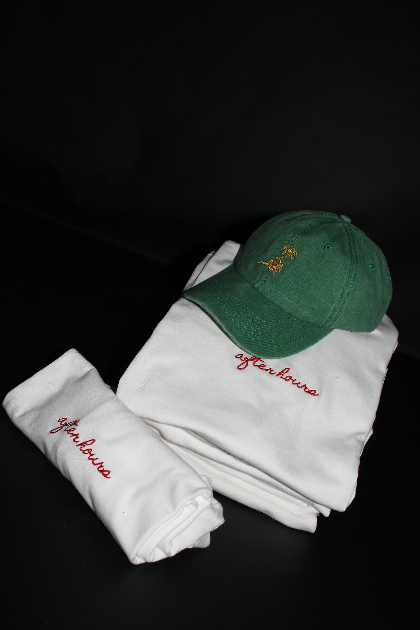Gorra After Hours Verde Pino con Bordado Oro