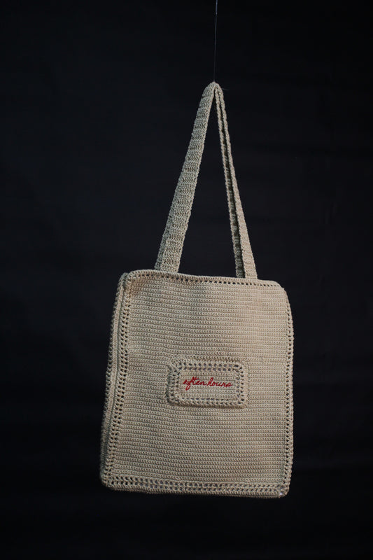Tote Bag Tejida After hours – Bordado Rojo